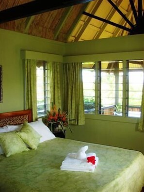 Premium bedding, in-room safe, blackout drapes, iron/ironing board - Palmlea Farms Lodge & Bures (Labasa)