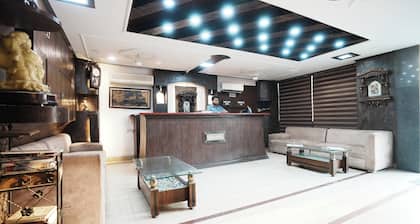 Hotel Vishal Residency, Mahipalpur Near IGI Delhi Airport