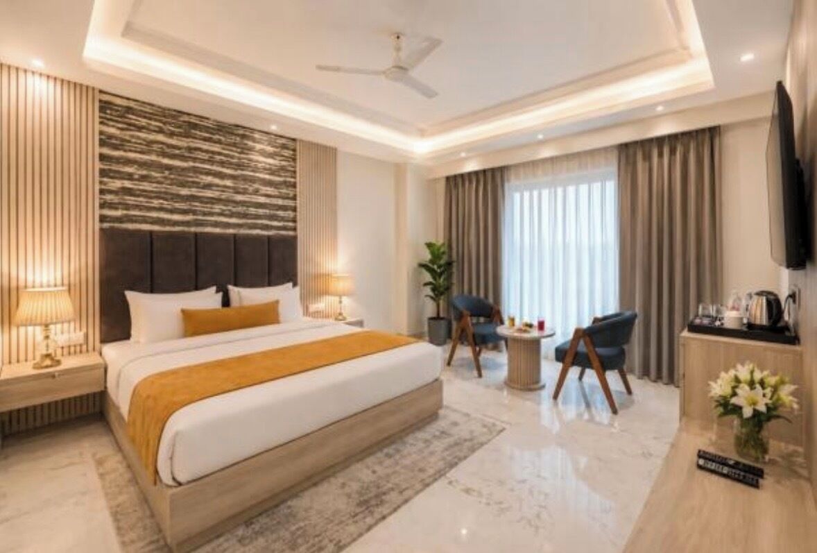 ห้องดีลักซ์ดับเบิลหรือทวิน | โต๊ะทำงาน, ผ้าม่านกันแ สง, Wi-Fi ฟรี, ผ้าปูที่นอน