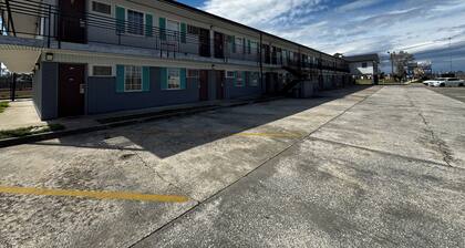 Briarwood Motel Near Valdosta University I 75