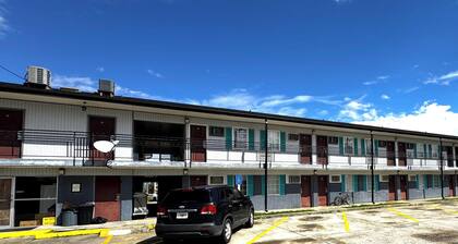 Briarwood Motel Near Valdosta University I 75