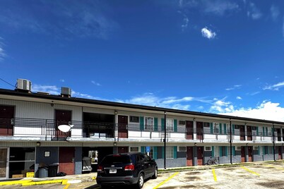 Briarwood Motel Near Valdosta University I 75