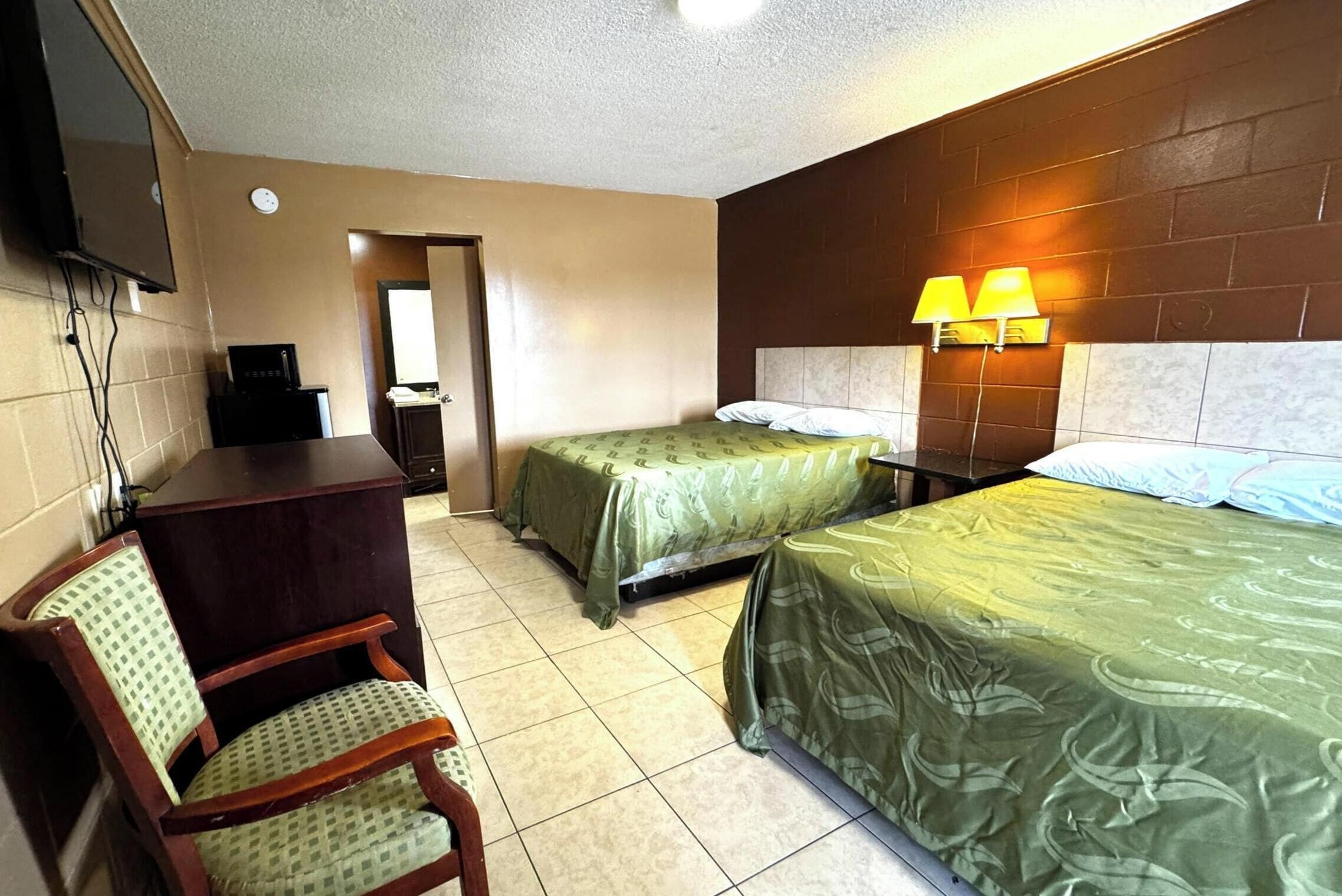 Room, 2 Double Beds, Smoking