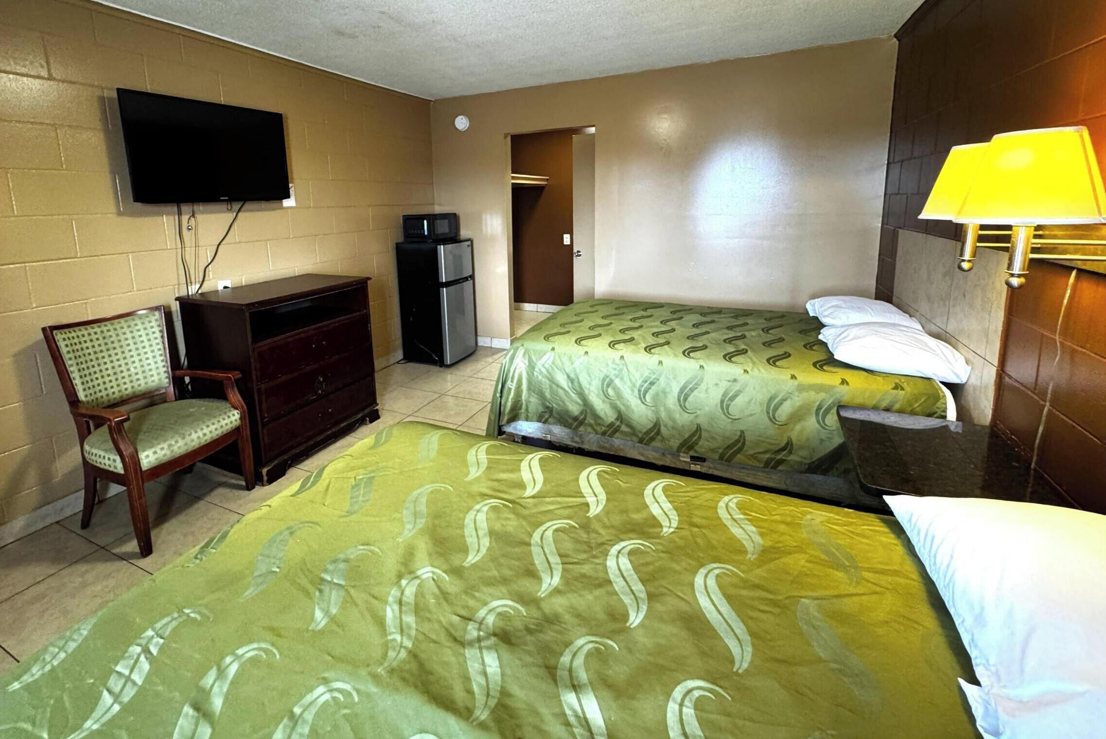 Room, 2 Double Beds, Smoking