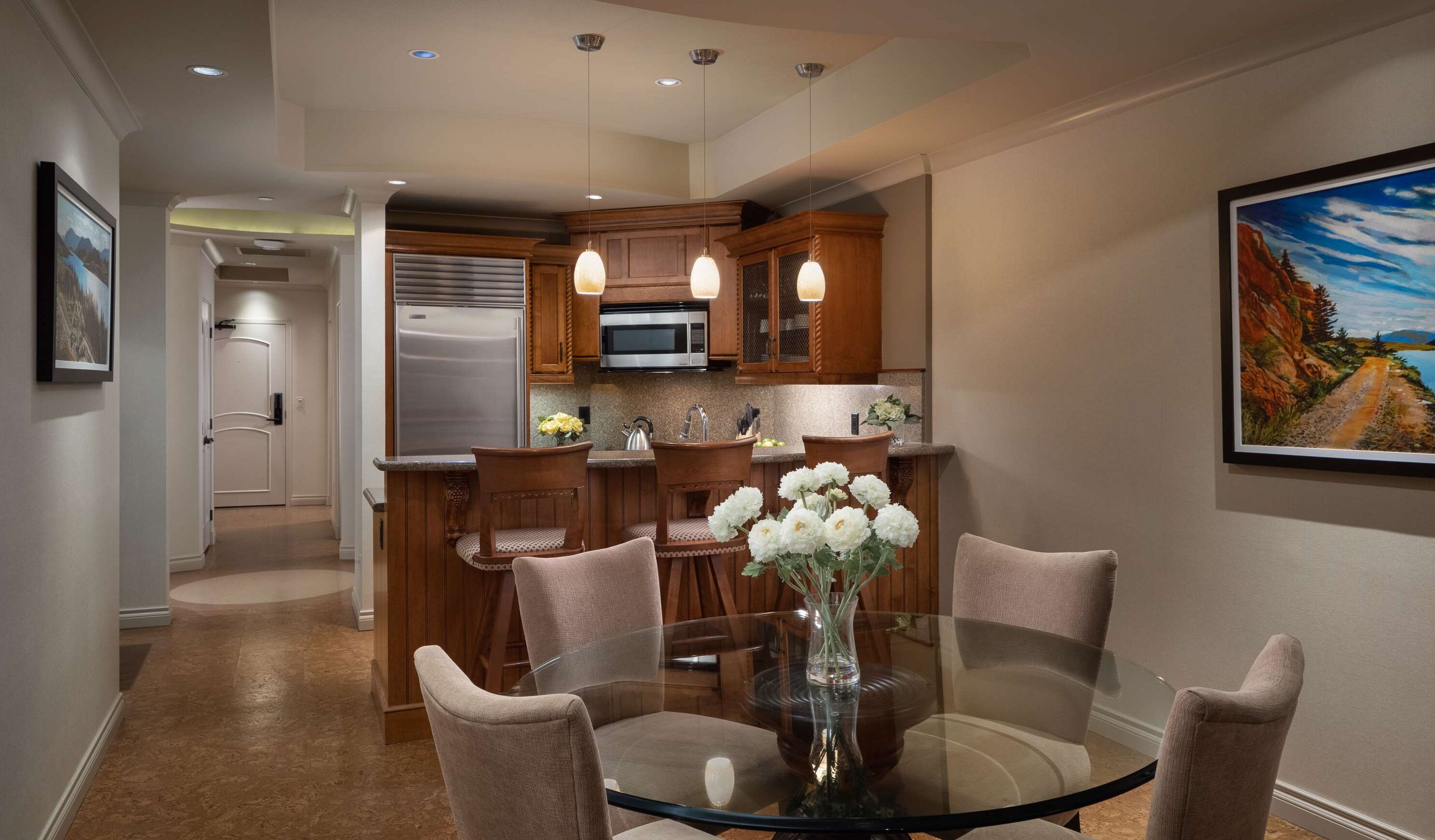 full-sized fridge, microwave, oven, stovetop