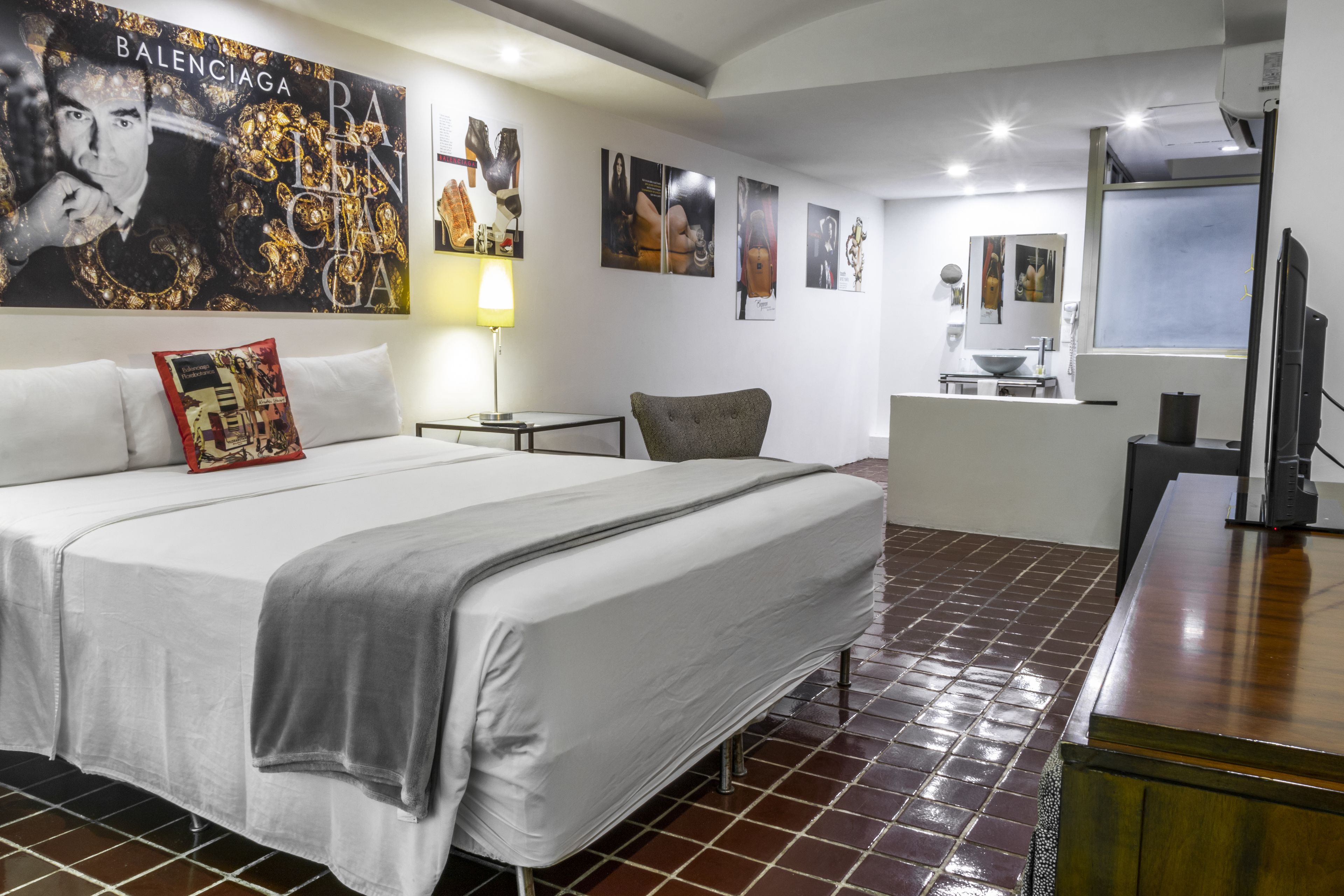 Photo - MayaFair Design Hotel