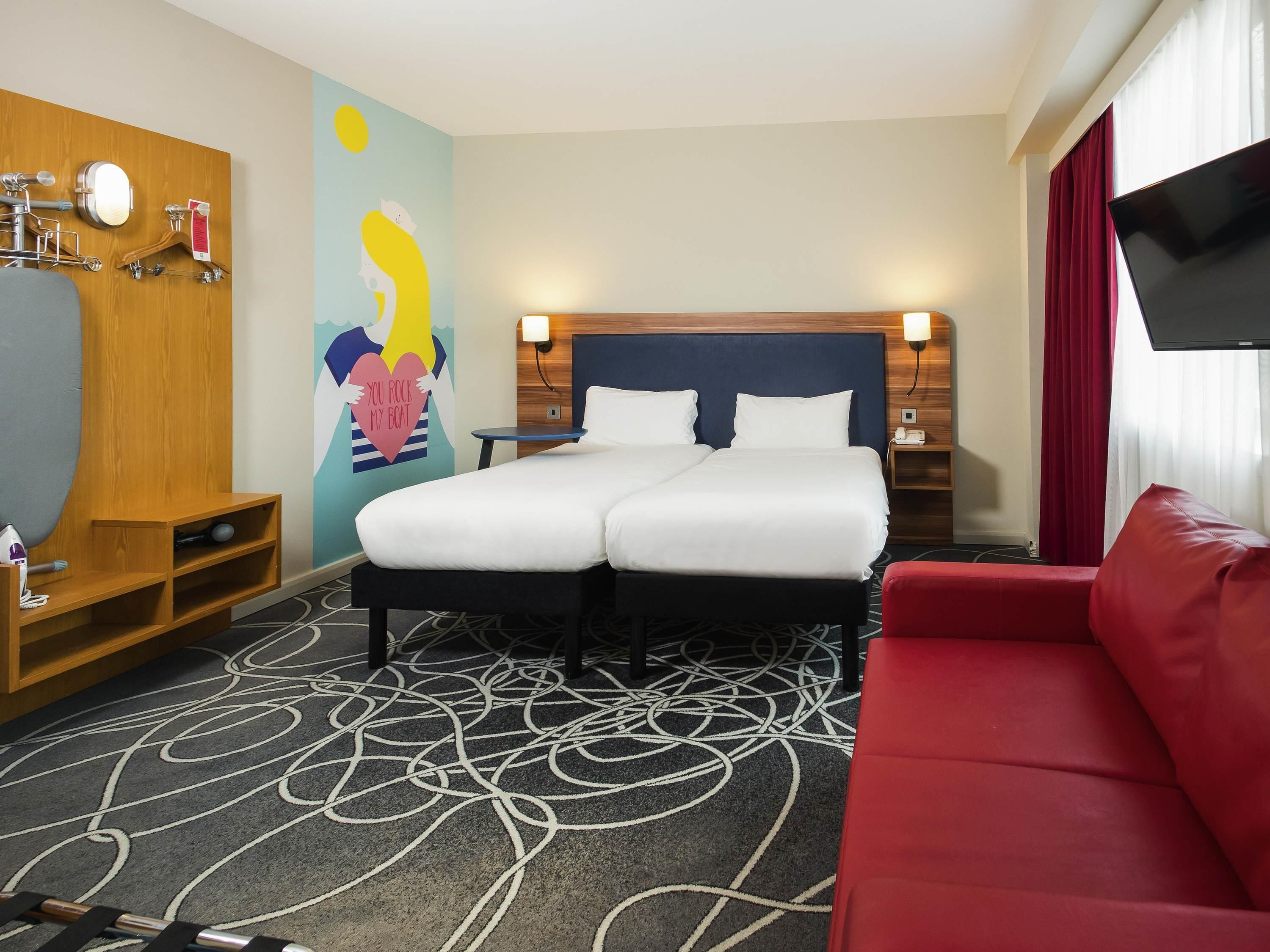 Room, 2 Twin Beds (The Duet) | In-room safe, desk, iron/ironing board, free cribs/infant beds
