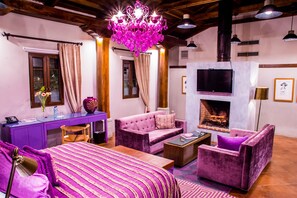 Las Jacarandas | Draps italiens Frette, literie de qualité supérieure, surmatelas