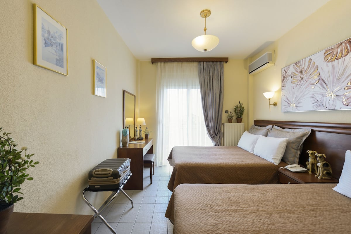 Standard Triple Room | Room amenity
