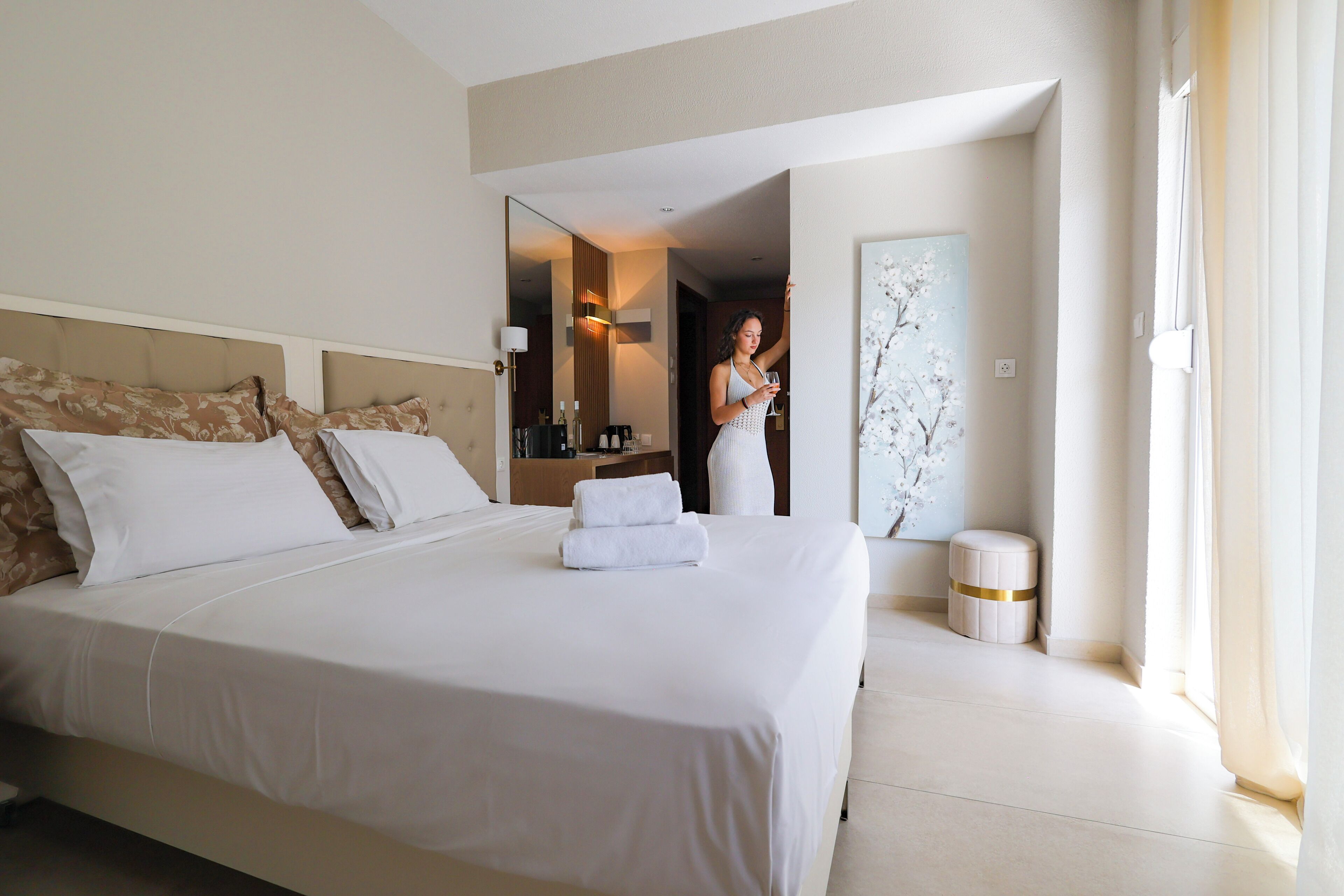 Habitación estándar doble | Minibar, tabla de planchar con plancha, wifi gratis y ropa de cama
