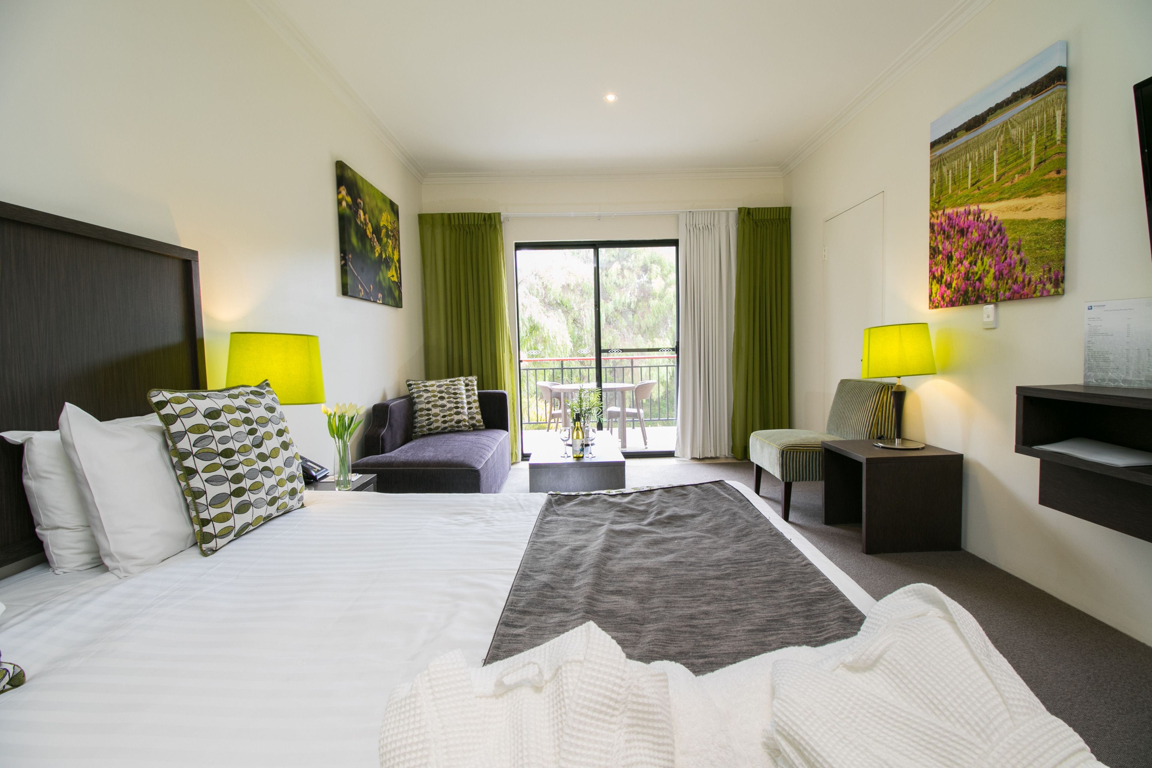 In-room safe, iron/ironing board, WiFi, bed sheets