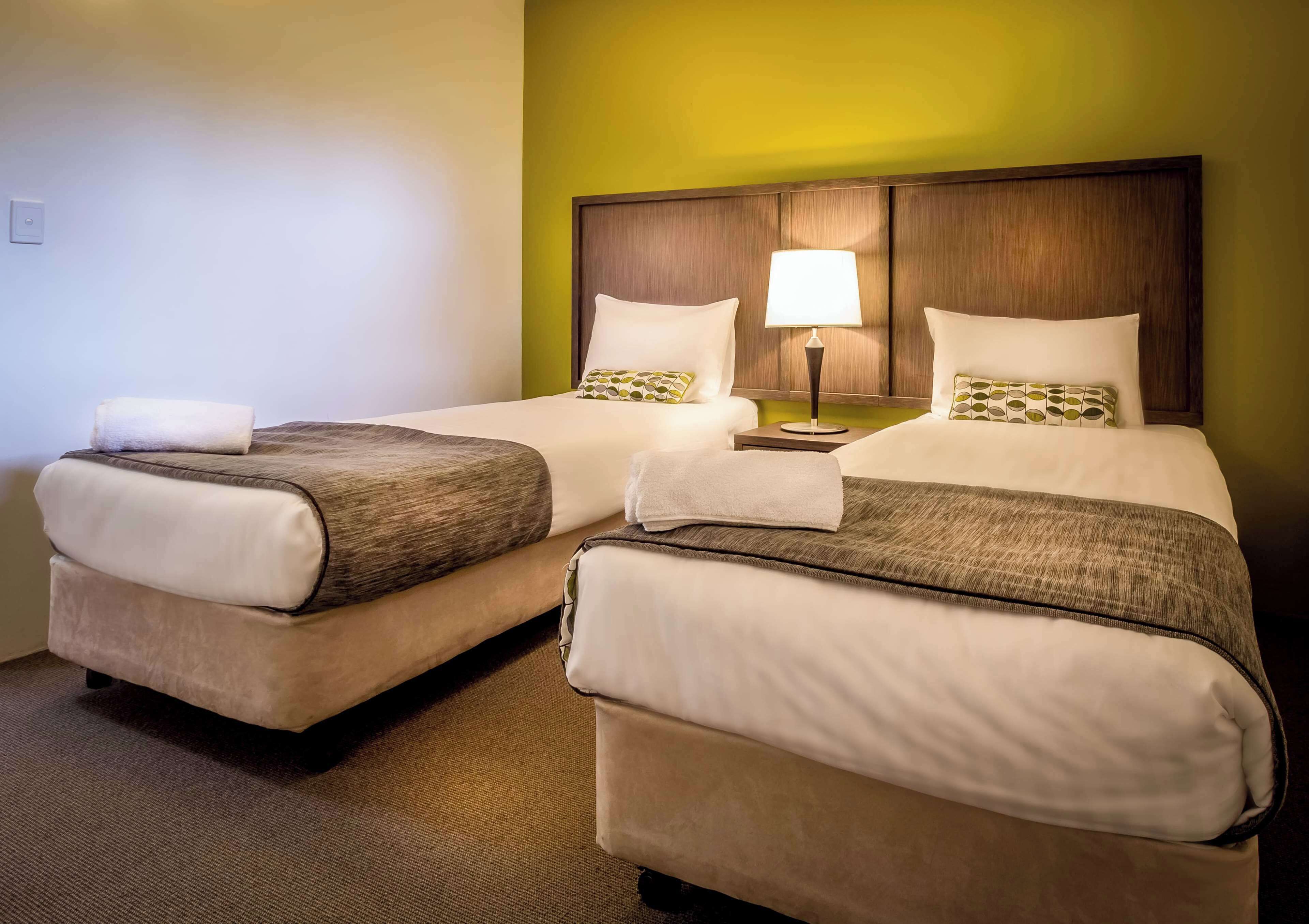 in-room safe, iron/ironing board, wifi, bed sheets