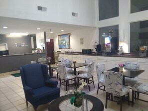 Food court - Continental Inn Charlotte (Charlotte)
