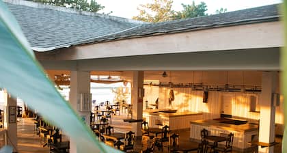 Merrils Beach Resort I