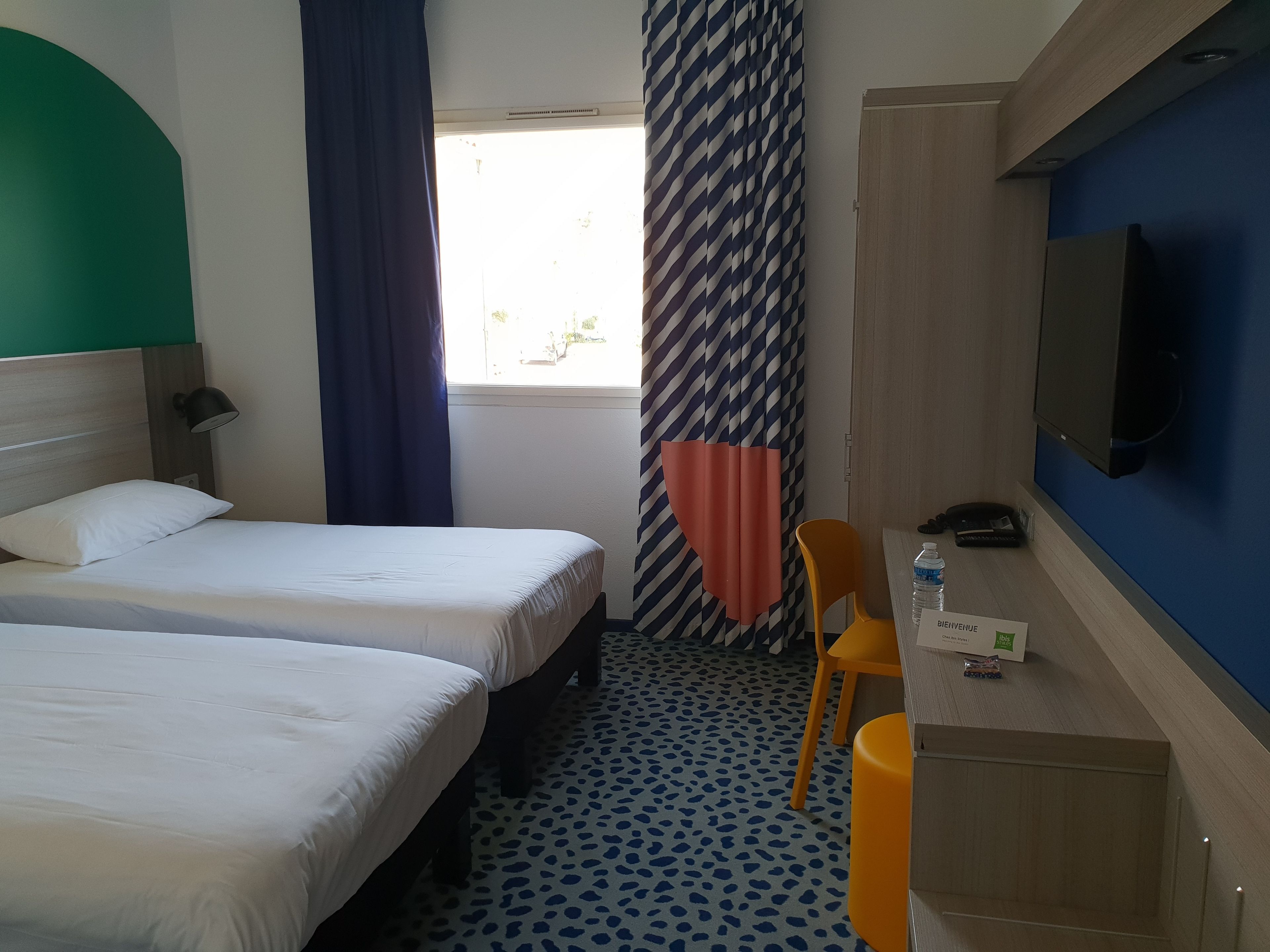 Photo - ibis Styles Marseille Plan de Campagne