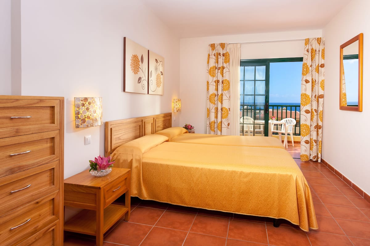 1 غرفة نوم وخزنة داخل الغرفة وستائر تعتيم وواي فاي مجانًا