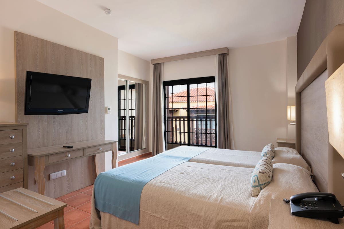 in-room safe, blackout curtains, free wifi, bed sheets