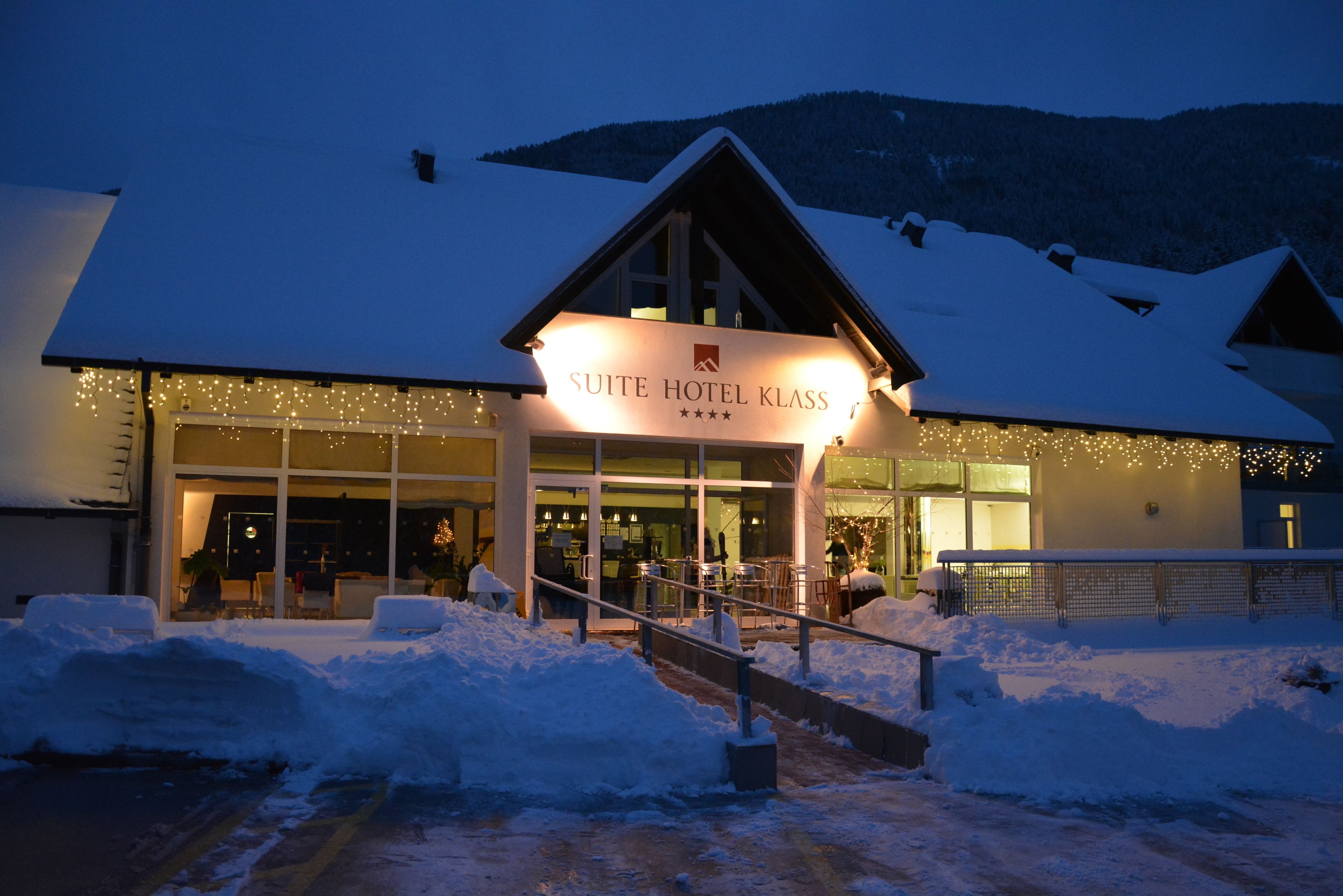 Front of property – evening/night