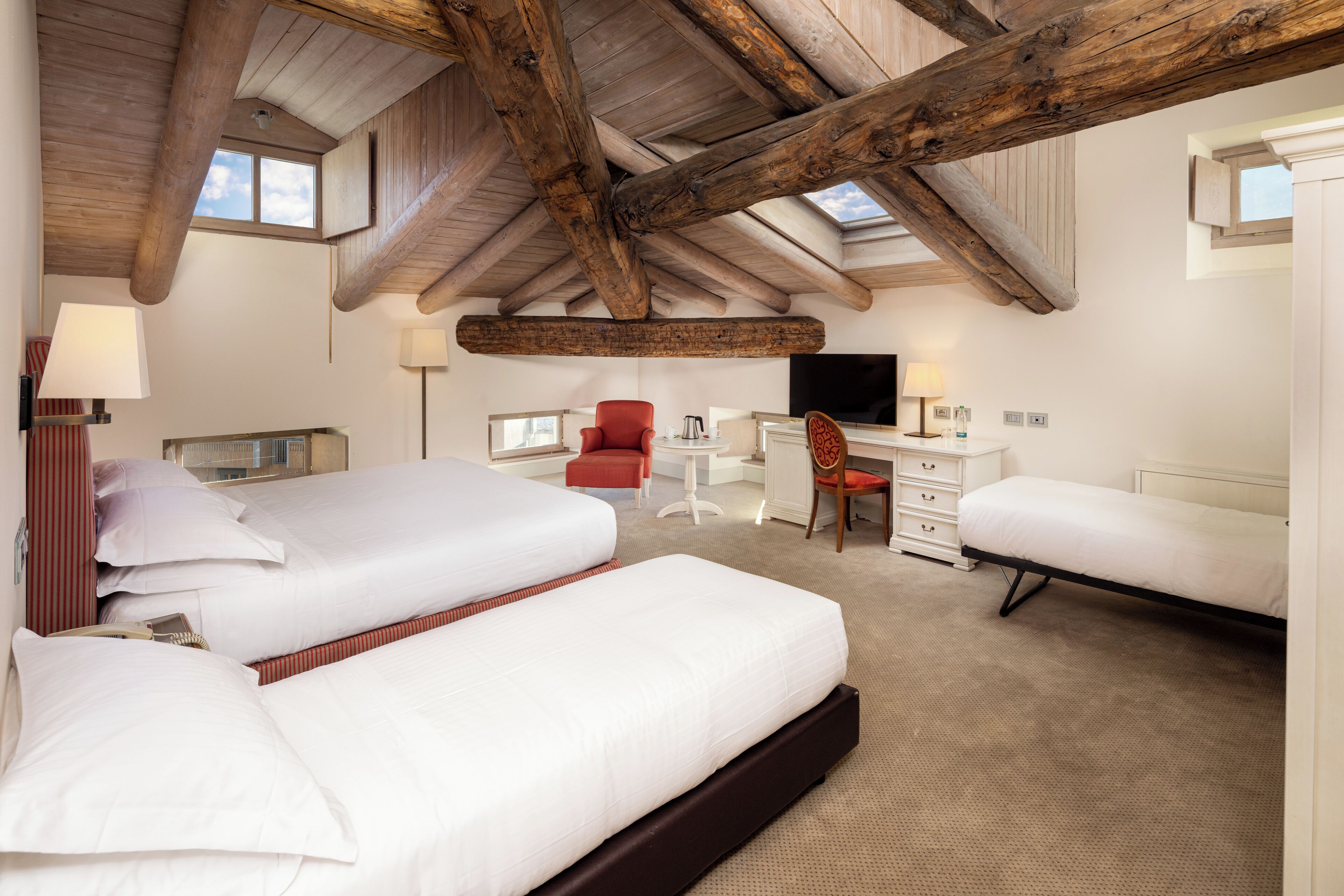 Egyptian cotton sheets, premium bedding, down duvets