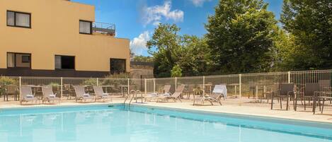 Seasonal outdoor pool