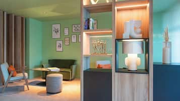 Sala de estar en el lobby