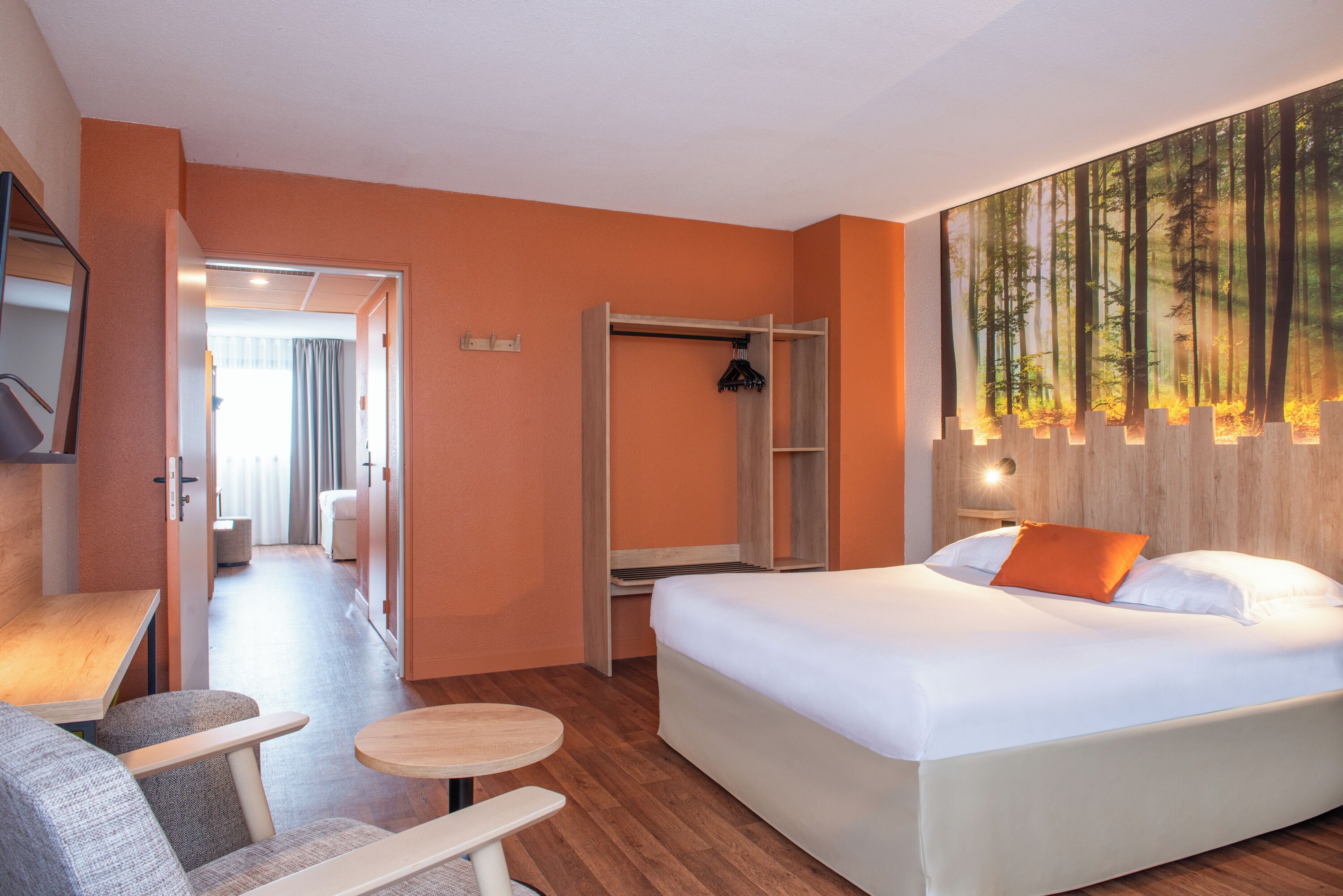 duplex de 1 to 6 persons | laptop workspace, blackout curtains, soundproofing, iron/ironing board