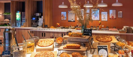 Daily buffet breakfast (EUR 14.50 per person)