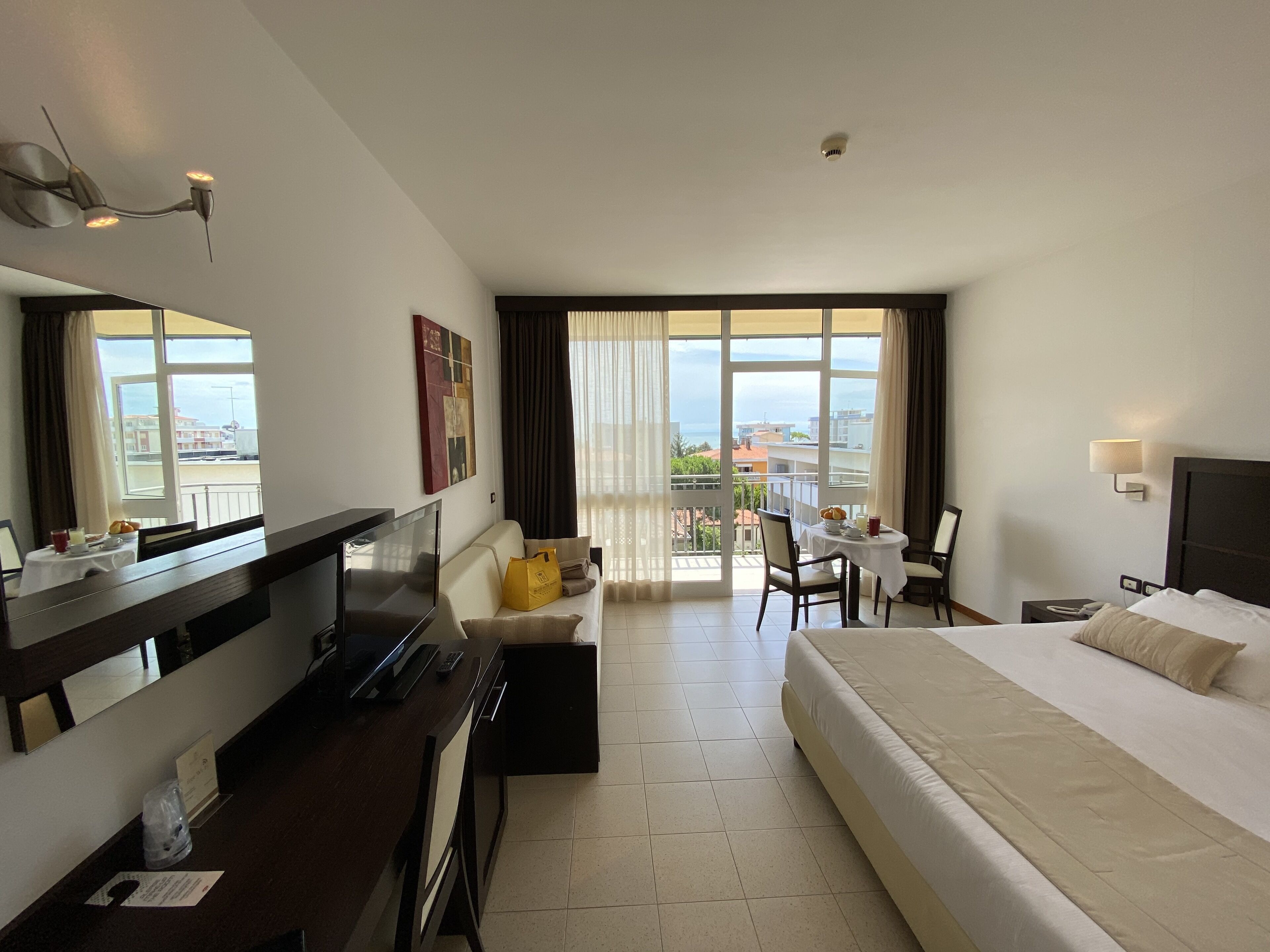 1 bedroom, minibar, in-room safe, free wifi