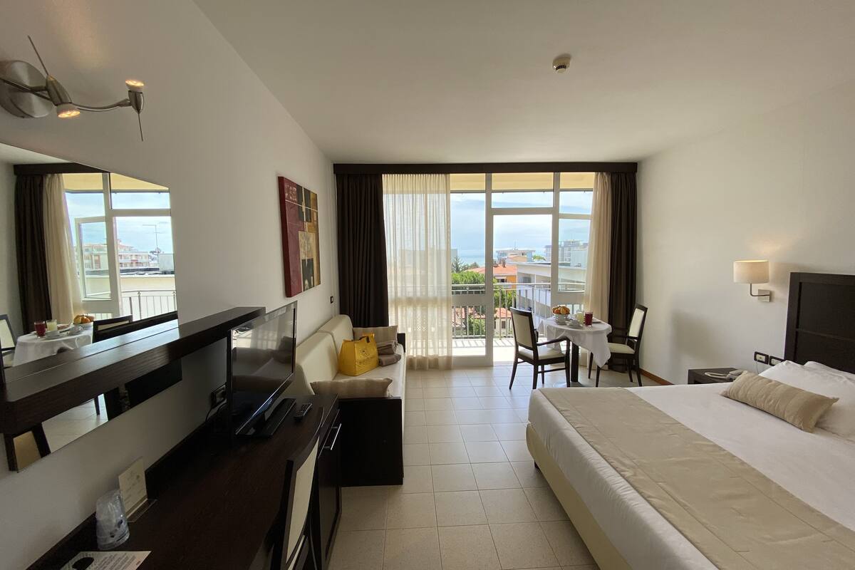 1 bedroom, minibar, in-room safe, free wifi