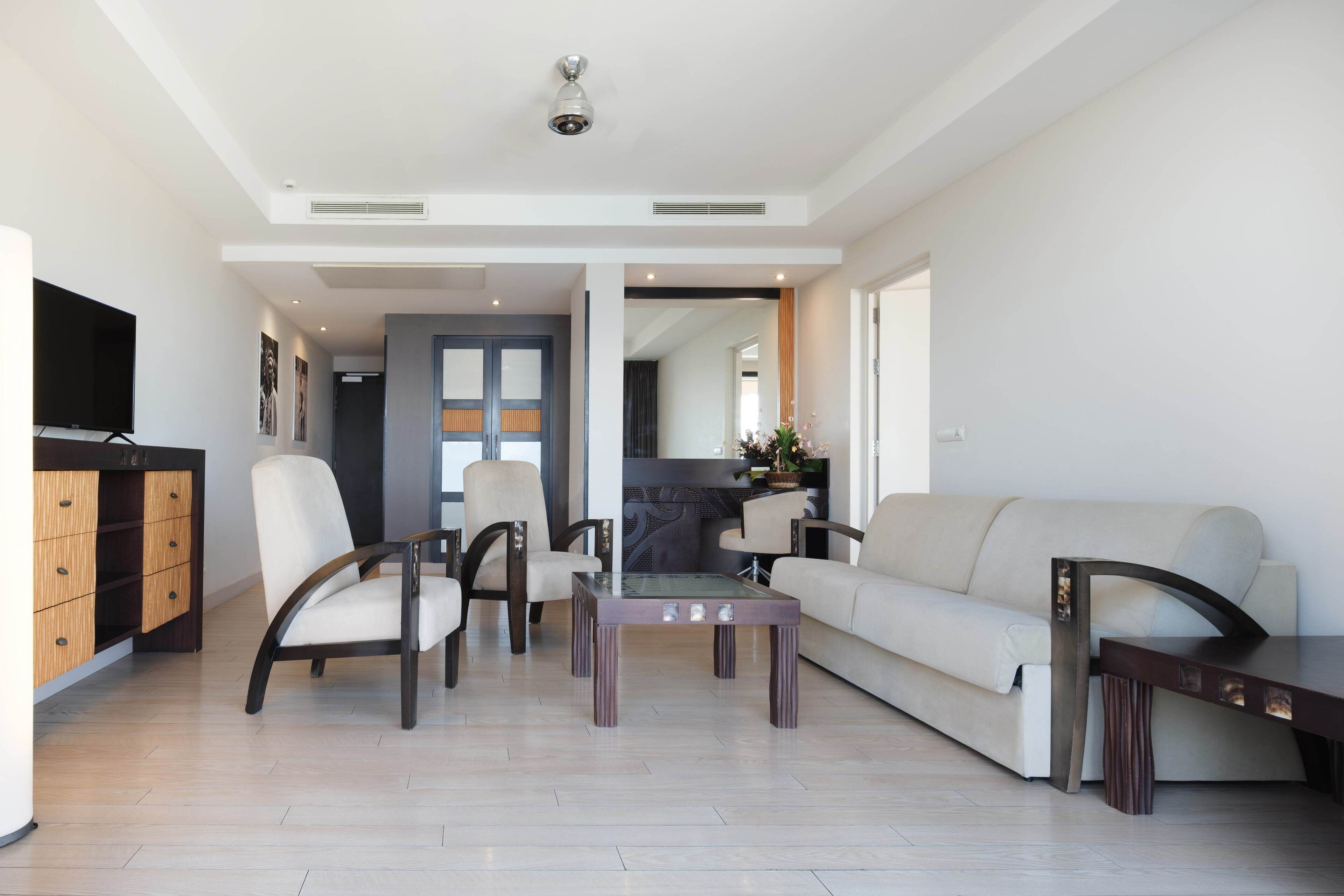 1 bedroom apartment with ocean view | living area | 26-inch flat-screen tv with satellite channels, tv