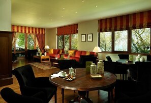 Lobby lounge - Xenia Palace Portaria (Volos)