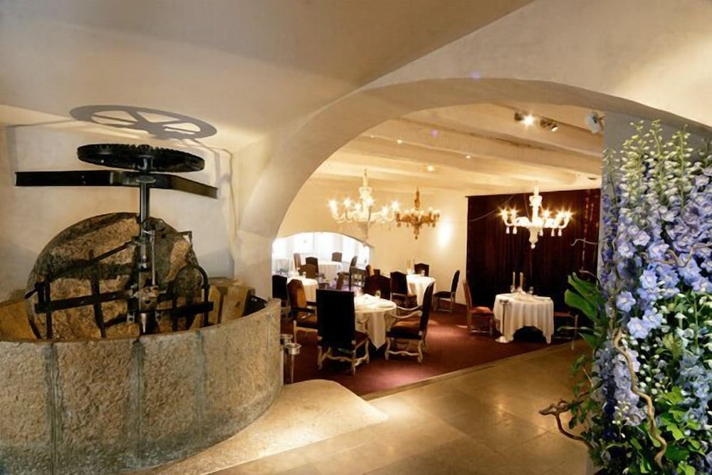 Moulin de Mougins by null