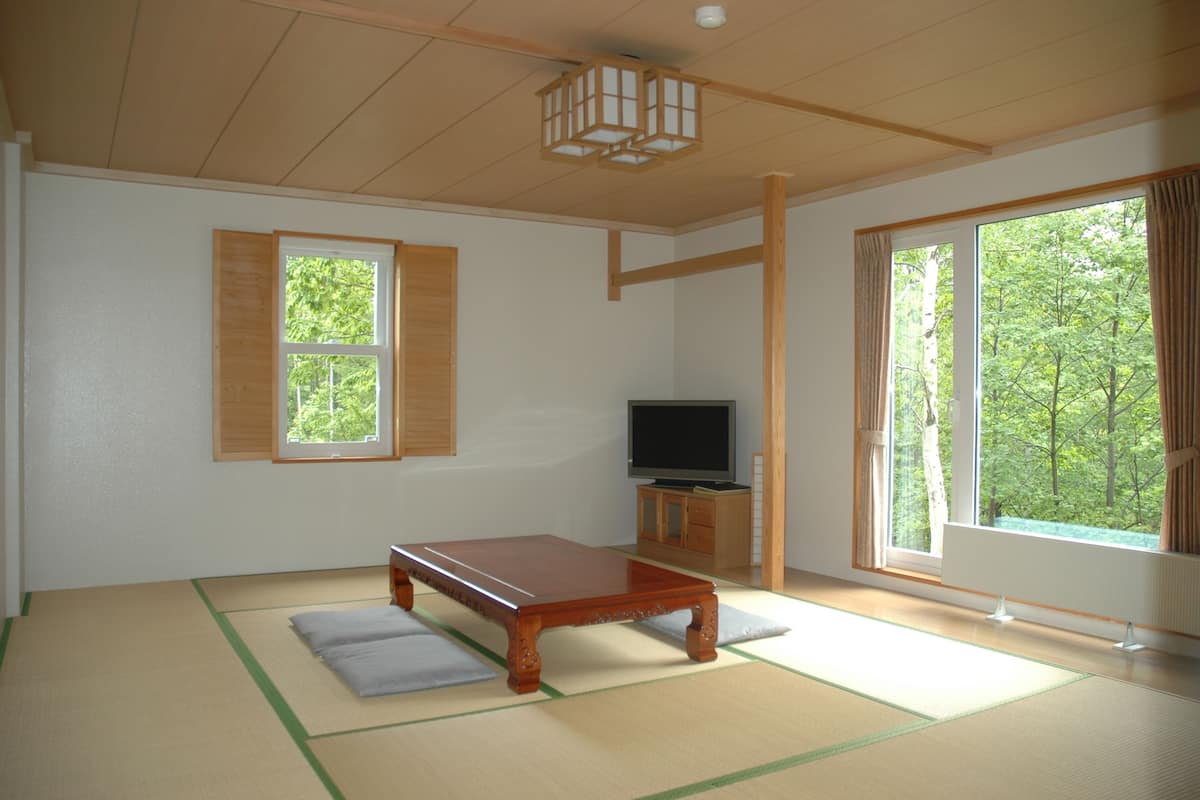 Family Room (Tatami - Shared Restroom and Bath) | Living room | Flat-screen TV, video-game console, DVD player