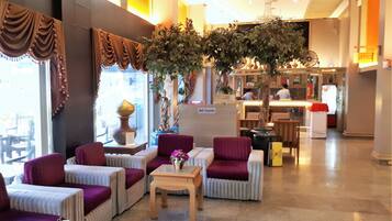 Khu tiếp khách ở sảnh