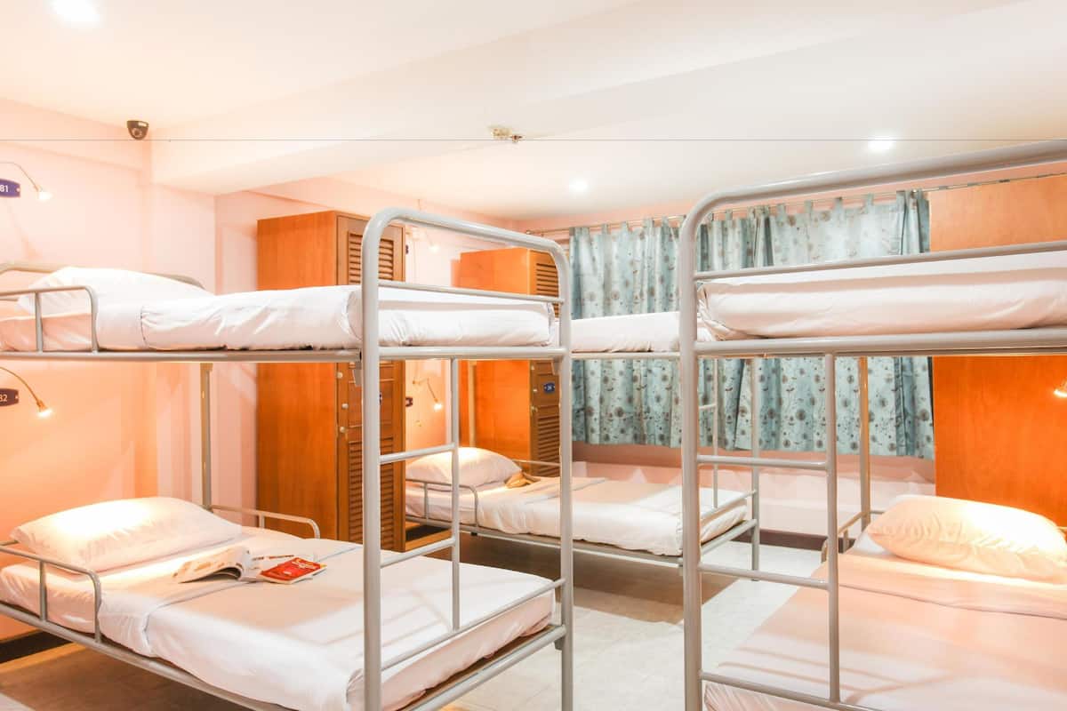 8 Beds Mixed Dormitory Room only | Minibar, in-room safe, desk, WiFi (free)