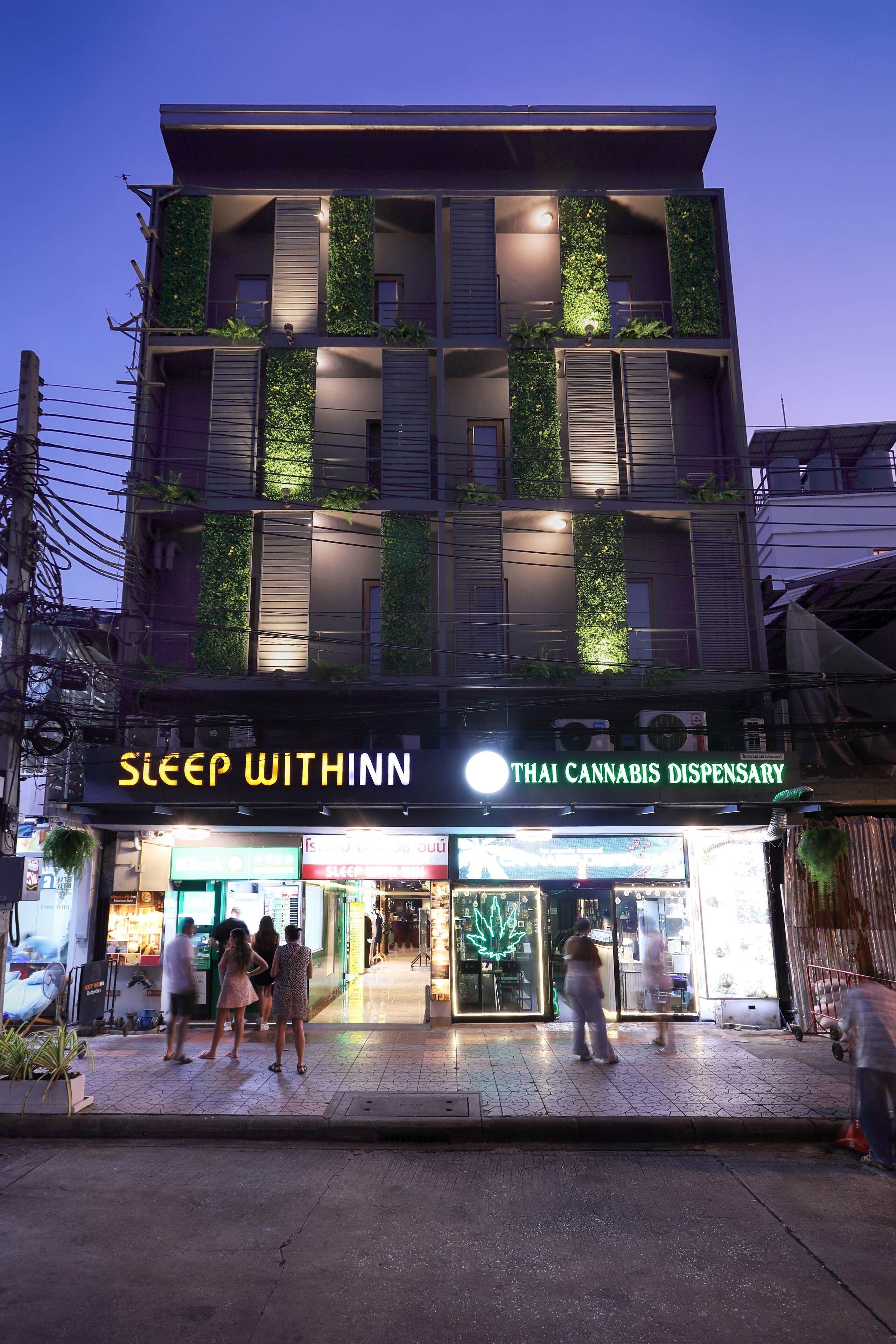 Fachada de la propiedad