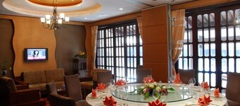 West Lake Hillview International Hotel