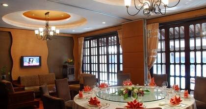 West Lake Hillview International Hotel