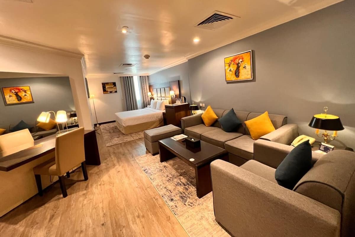 Minibar, coffres-forts dans les chambres, chambres insonorisées