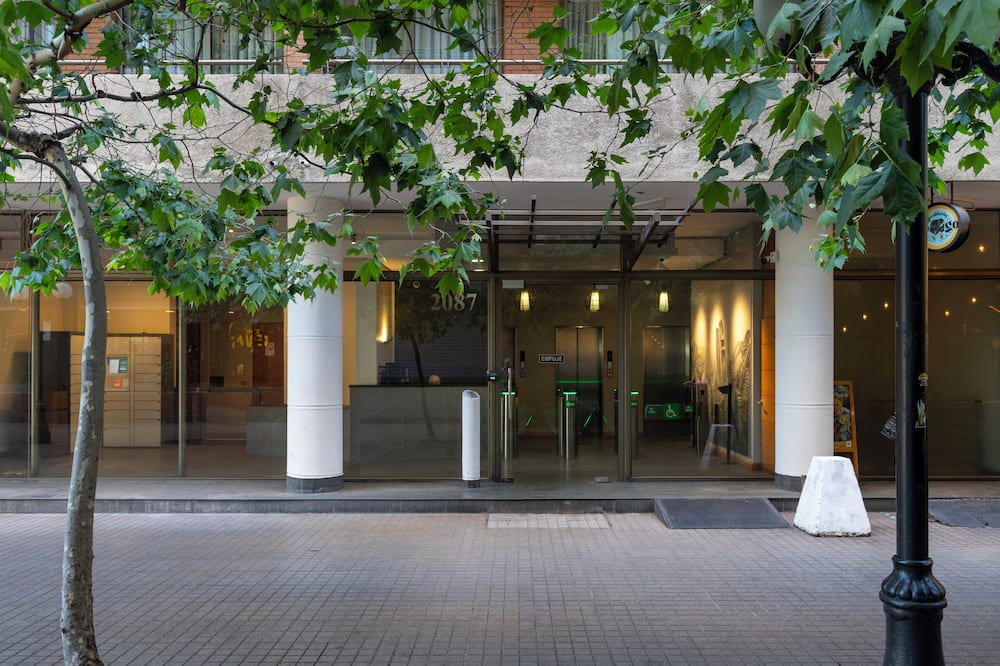 RQ Providencia Apartments