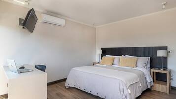Standard Studio, 1 Double Bed, Non Smoking, Air conditioning