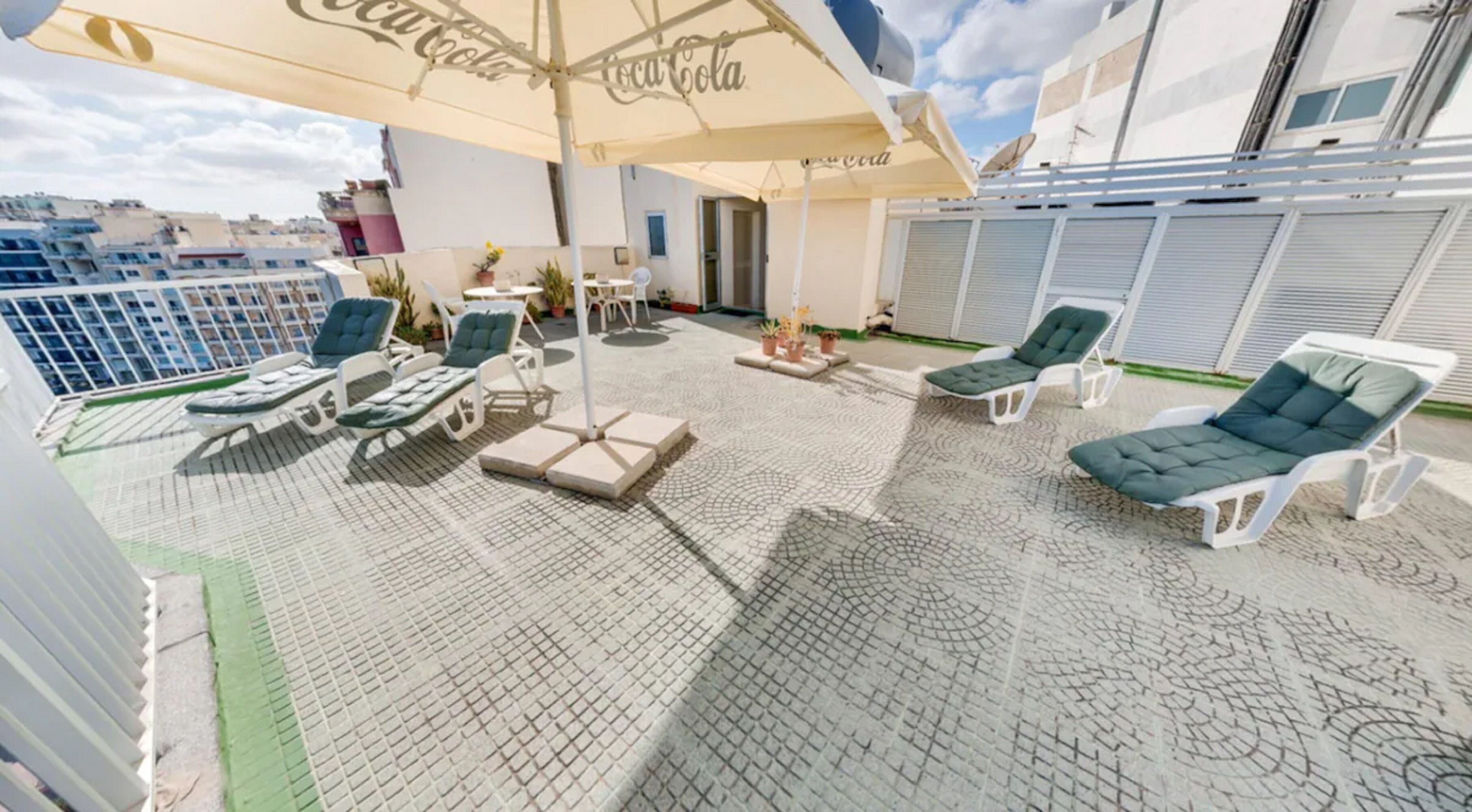 Photo - Sliema Chalet Hotel