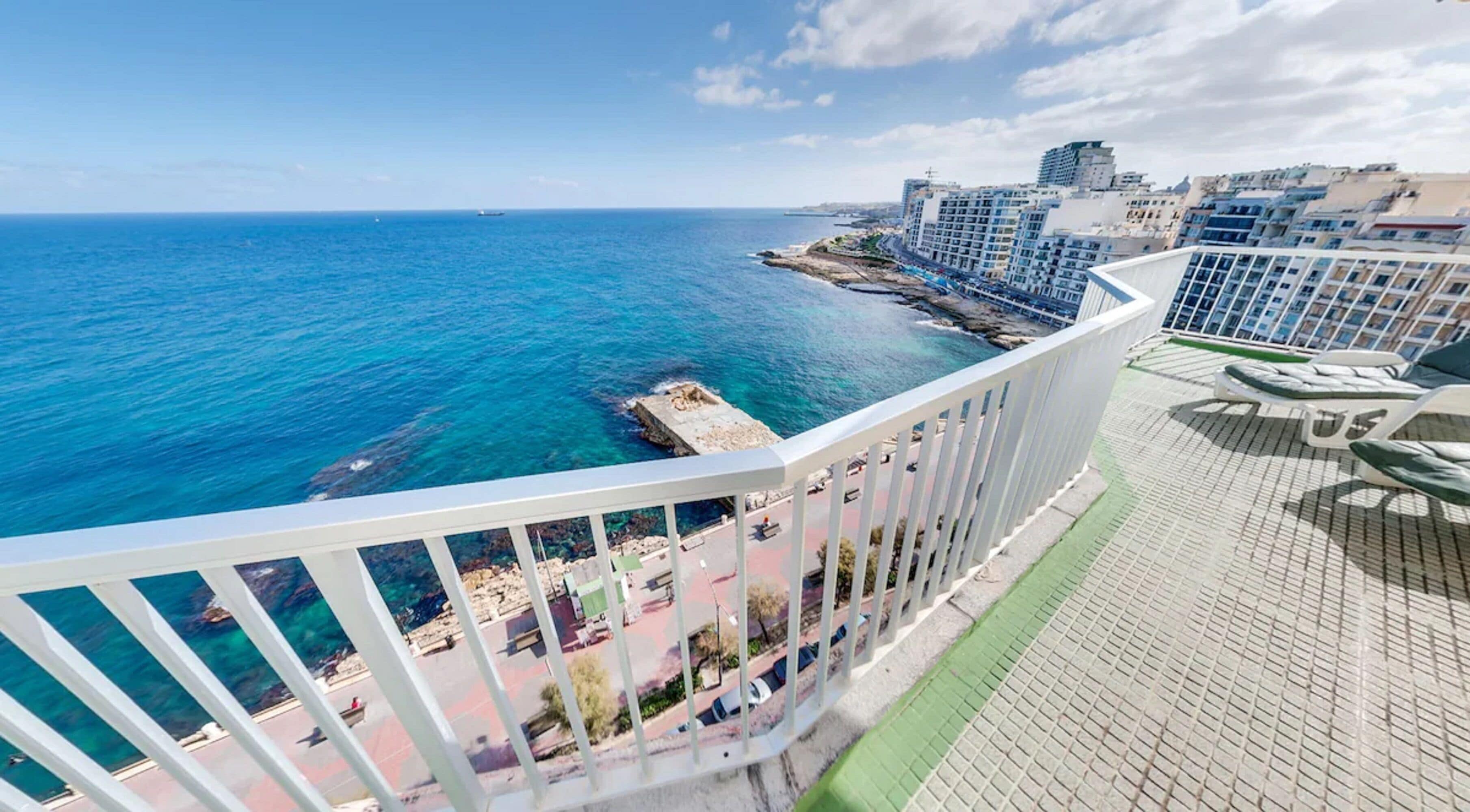 Photo - Sliema Chalet Hotel