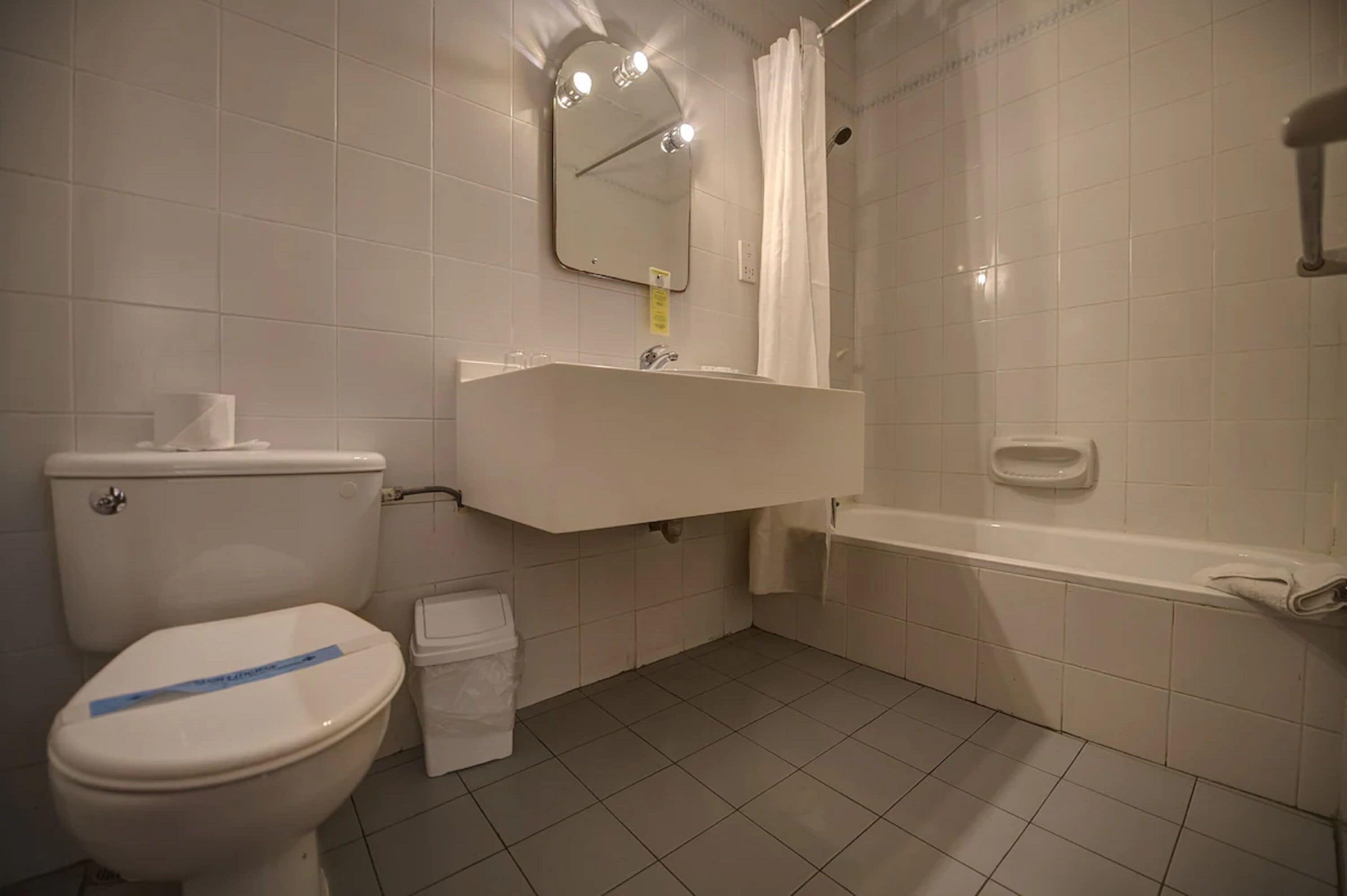 Photo - Sliema Chalet Hotel