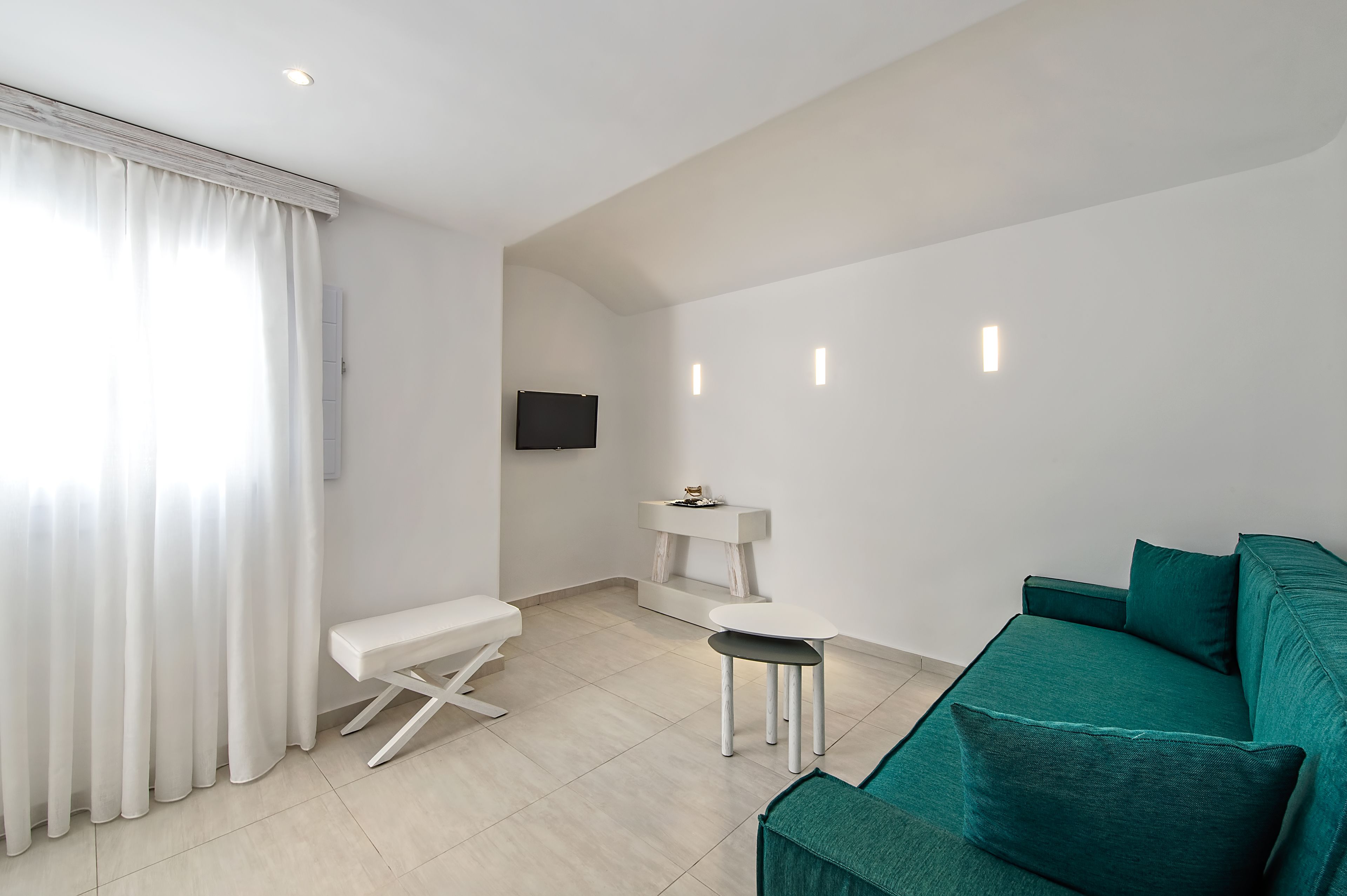 suite, hot tub (cavo bianco) | living area | lcd tv