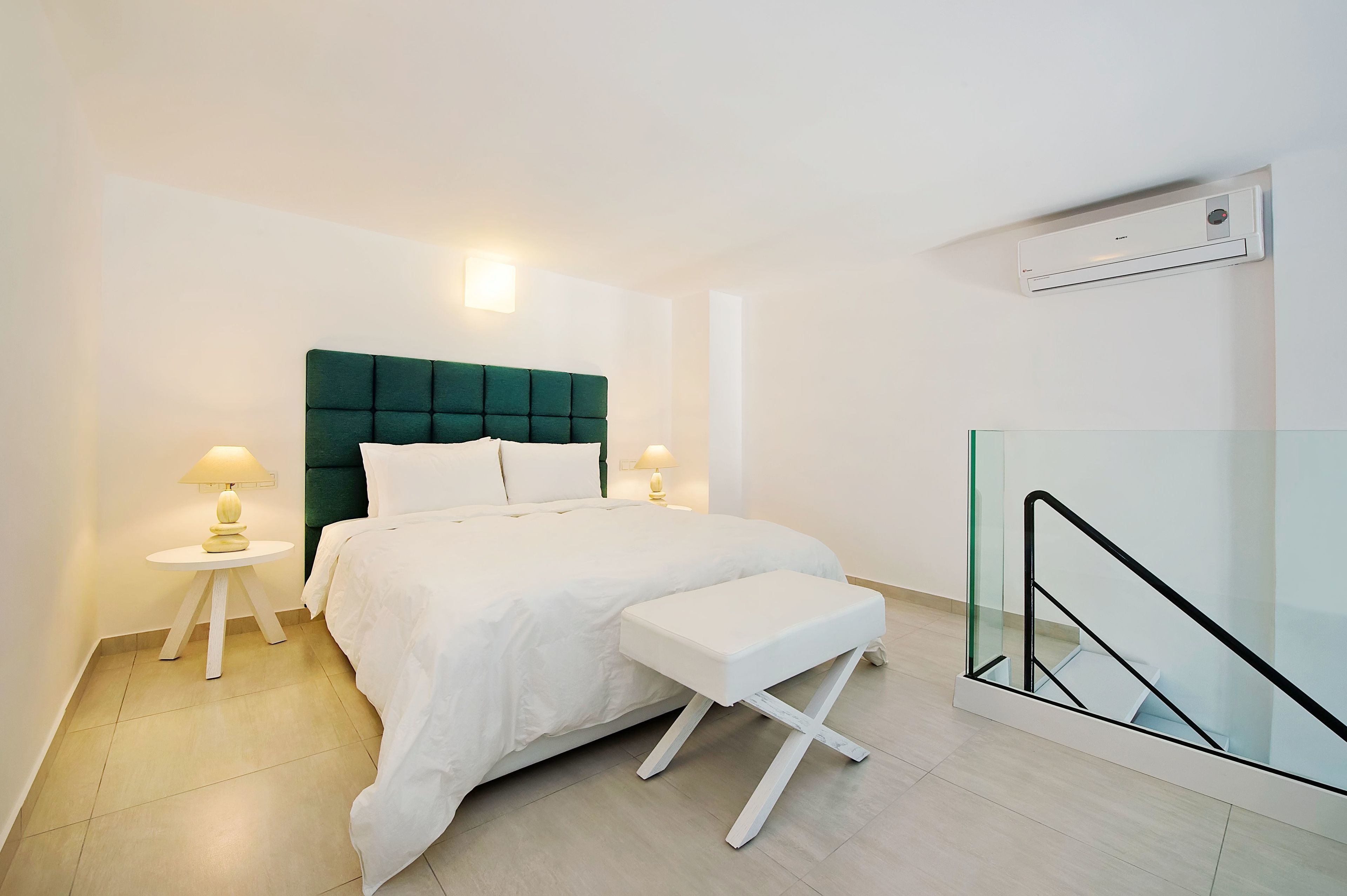 1 bedroom, premium bedding, minibar, in-room safe