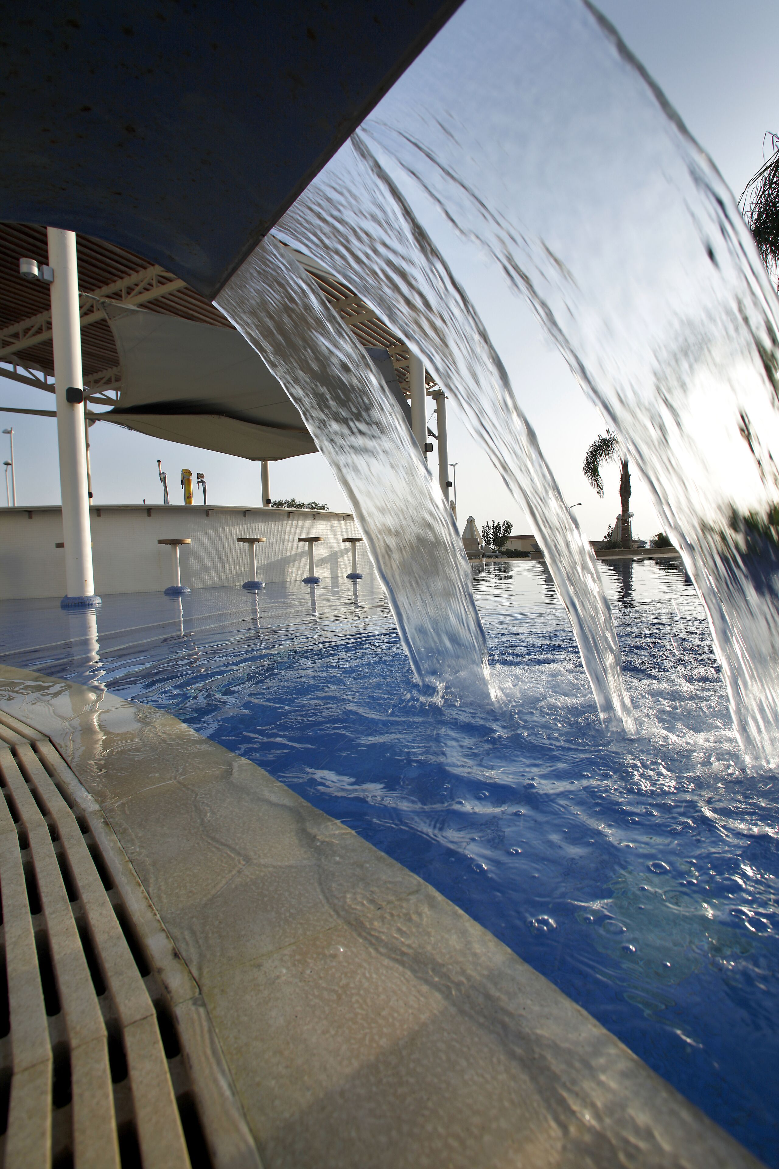 Outdoor pool, sun loungers