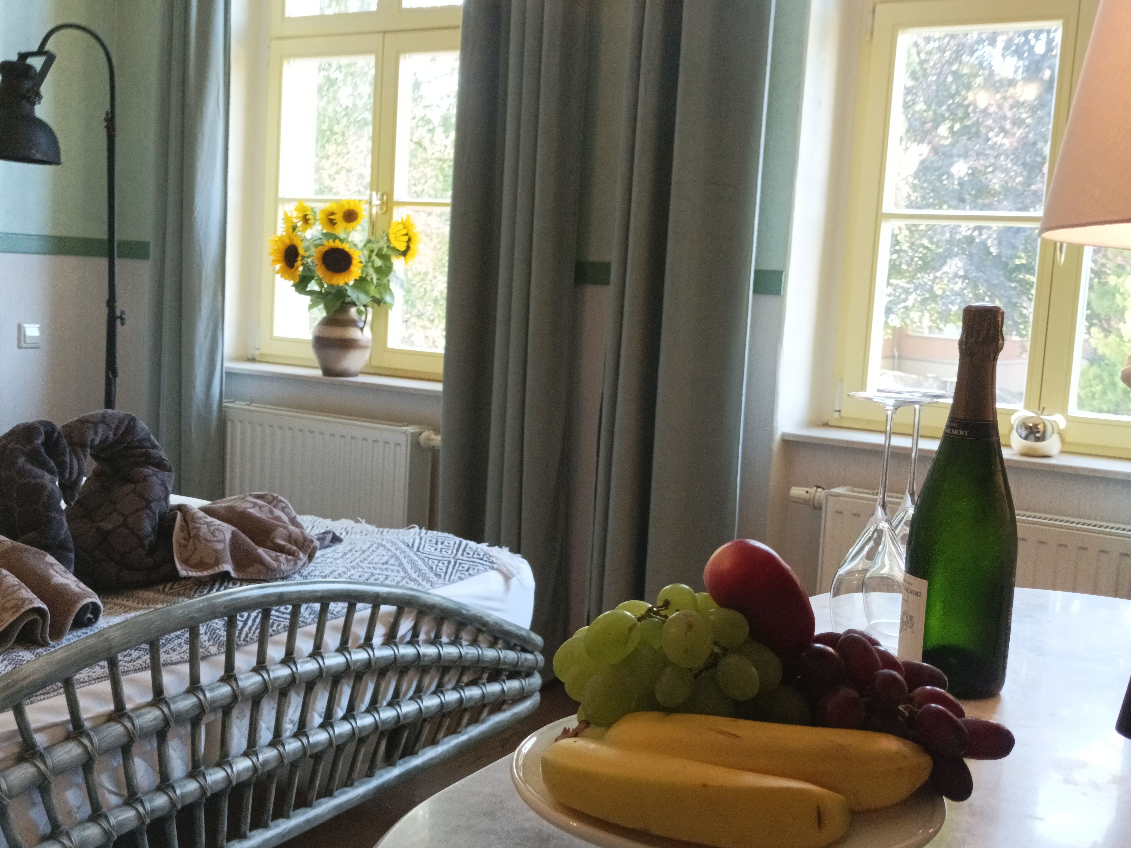 Standard-Doppelzimmer | Schreibtisch, individuell dekoriert, individuell eingerichtet