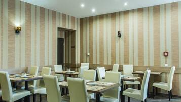 Daily self-service breakfast (EUR 4 per person)