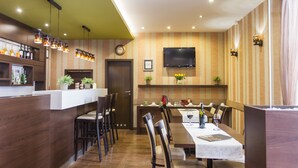 酒吧（店内）